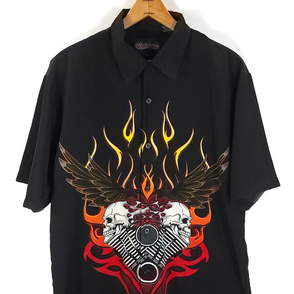 Sapphire Lounge Shirt Men’s Large Black Orange White Flames Skull Print